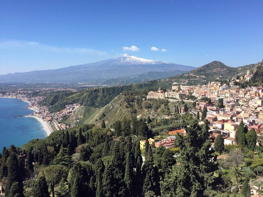 etna view from Taormina